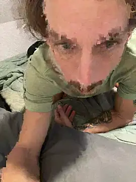 Snapshot of sxyftsecret chatting on 01/11/26, 05:12 sxyftsecret online show from 01/11/26, 05:12