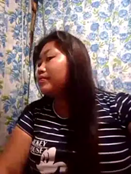 Snapshot of pinay_rose14 chatting on 02/16/26, 11:56 pinay rose14 online show from 02/16/26, 11:56