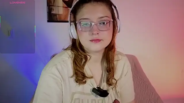 Mia Franklyn online show from 04/28/26, 01:04