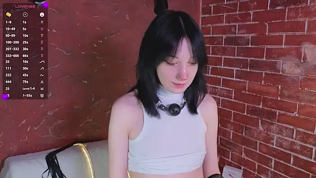 Snapshot of LisaBunnyy chatting on 02/21/26, 06:53 LisaBunnyy online show from 02/21/26, 06:53