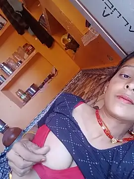 Snapshot of mabimi_sexe chatting on 06/15/26, 10:39 mabimi sexe online show from 06/15/26, 10:39