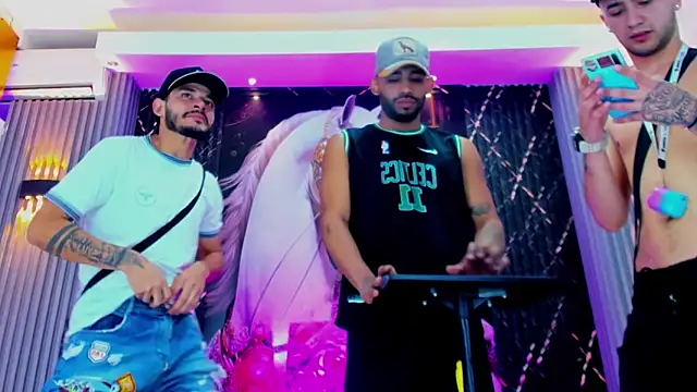 The Gods In Diamonds online show from 01/11/26, 04:50