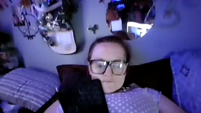 DisireAfterDark online show from 02/15/26, 11:01