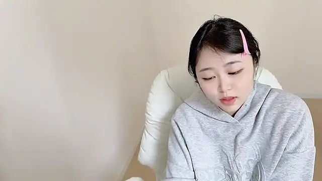 Onefiona online show from 04/20/26, 06:27