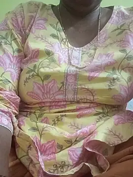 Snapshot of mohini_bhabhi chatting on 06/29/26, 06:08 mohini bhabhi online show from 06/29/26, 06:08