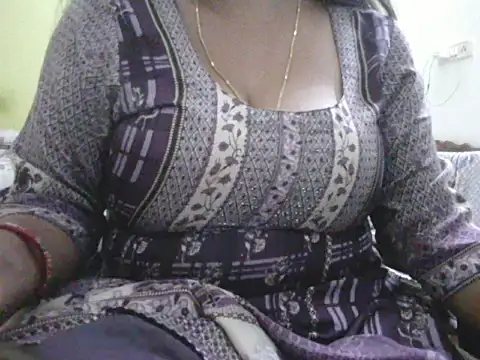 Snapshot of mohini_bhabhi chatting on 07/04/26, 08:09 mohini bhabhi online show from 07/04/26, 08:09