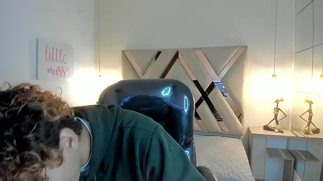 Anyelo Twink online show from 03/06/26, 08:27