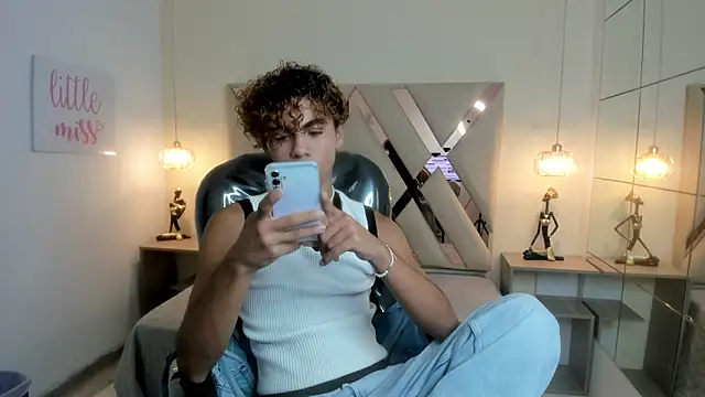 Anyelo Twink online show from 03/12/26, 08:15