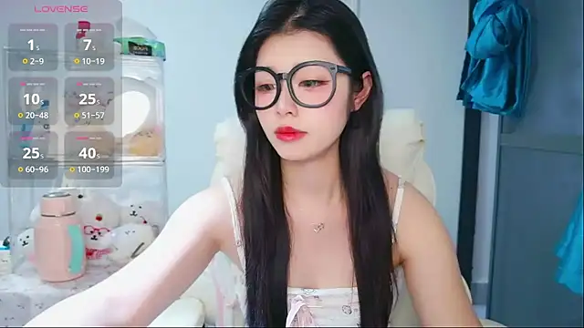 -XiaoYu-777 online show from 03/19/26, 10:19