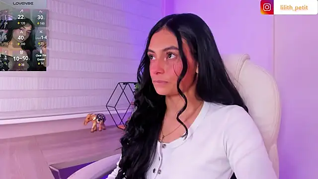 lilith petit  online show from 04/13/26, 01:27