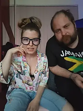MochiNy4n online show from 05/21/26, 06:04