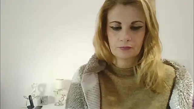 Clara1986 online show from 01/17/26, 02:44