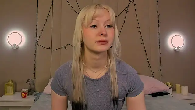 AdeleSilvy online show from 03/18/26, 01:53