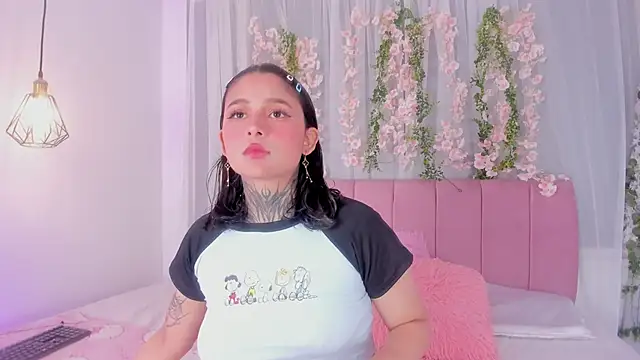 nicky bonny18 online show from 02/04/26, 12:22