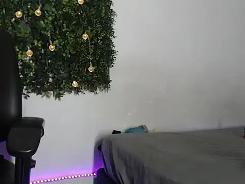 CherryH0ttie online show from 05/06/26, 10:48