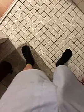 Snapshot of Hamsterdich chatting on 02/26/26, 06:18 Hamsterdich online show from 02/26/26, 06:18