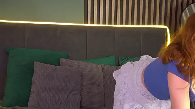 AmyRoy online show from 02/02/26, 04:17