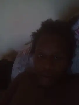 Snapshot of Princess2002Electron chatting on 02/04/26, 02:01 Princess2002Electron online show from 02/04/26, 02:01