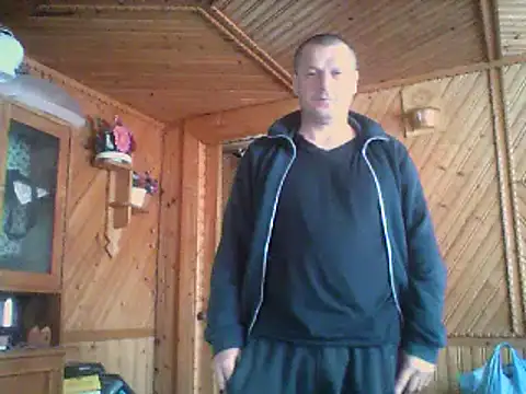 Ivan9iutt online show from 04/15/26, 11:39