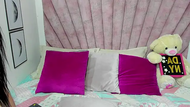 danibellucii  online show from 03/16/26, 03:12