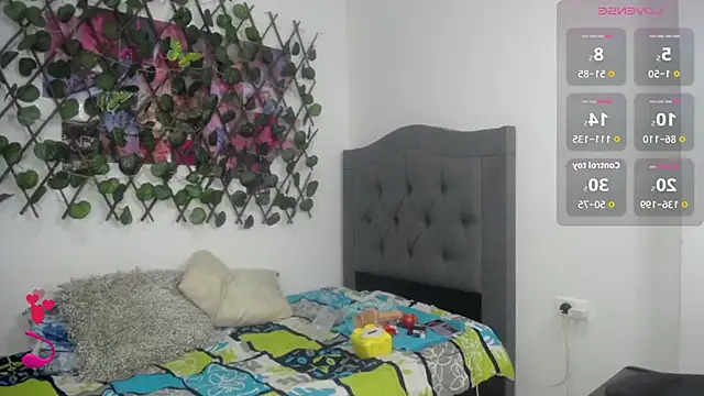 tifanny chambers online show from 02/17/26, 07:09