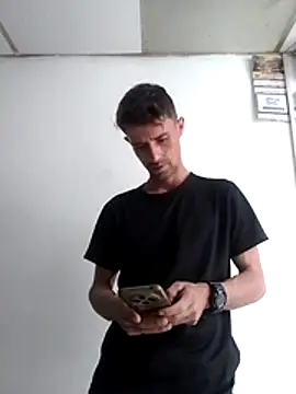 torvyHot online show from 04/10/26, 07:29