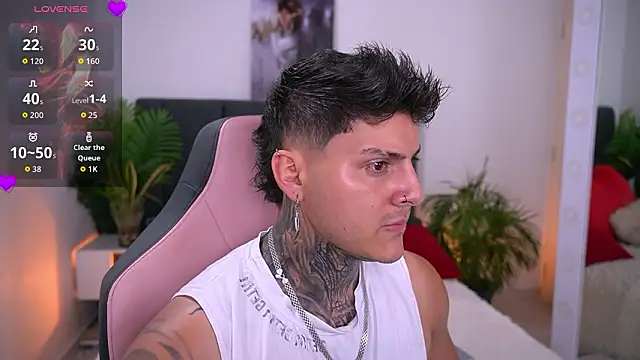 Snapshot of goldenatlasX chatting on 02/18/26, 06:04 goldenatlasX online show from 02/18/26, 06:04