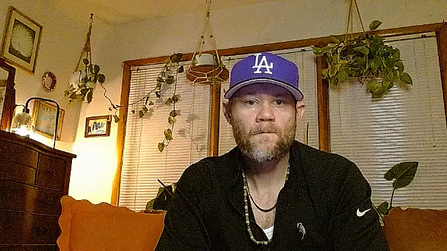 marcus graves 13 online show from 02/09/26, 02:15