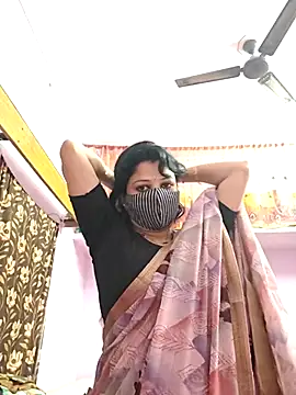 Snapshot of Priyaji7575 chatting on 01/15/26, 06:29 Priyaji7575 online show from 01/15/26, 06:29