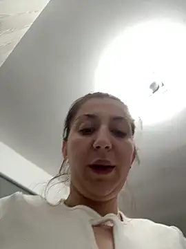 dalia0710 online show from 04/27/26, 08:40