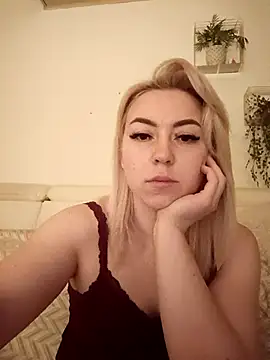 MeissyLux online show from 02/01/26, 08:18