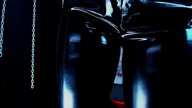 LucyStonne online show from 04/08/26, 09:48