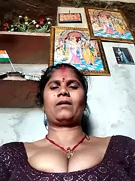 Hot di97 online show from 03/31/26, 08:59