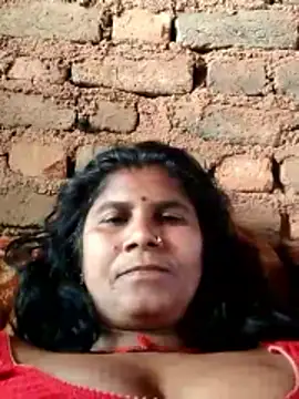 Hot di97 online show from 04/12/26, 02:00