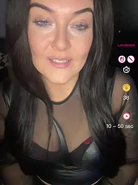 Snapshot of Miss_CurvesXXX chatting on 05/30/26, 10:18 Miss CurvesXXX online show from 05/30/26, 10:18