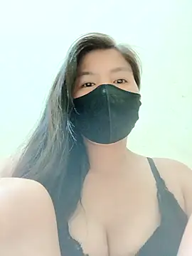 Snapshot of Lyly-68688 chatting on 05/08/26, 12:38 Lyly-68688 online show from 05/08/26, 12:38