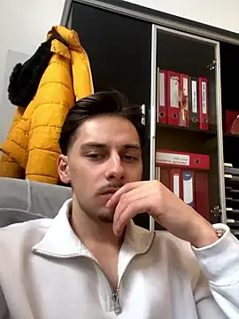 Snapshot of adixxxta chatting on 01/15/26, 09:03 adixxxta online show from 01/15/26, 09:03