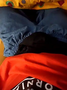 Snapshot of Ghanou_uzii chatting on 01/11/26, 05:07 Ghanou uzii online show from 01/11/26, 05:07