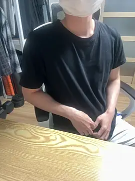 Alexkimsumin online show from 04/28/26, 03:17