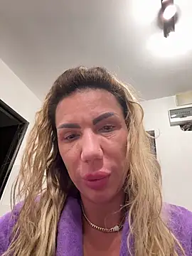 Missolevelvet online show from 03/28/26, 11:59