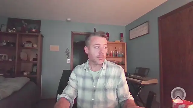 chrisw8140 online show from 04/03/26, 11:03