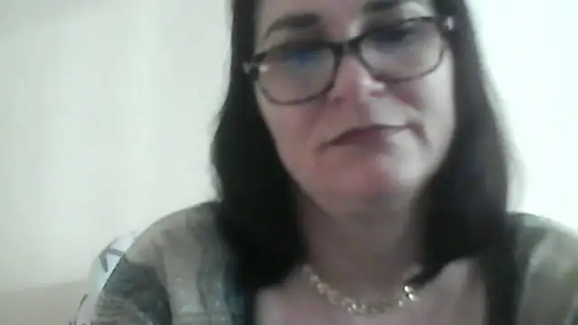 HotMonica online show from 04/02/26, 03:42