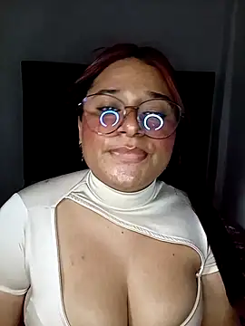 Snapshot of Tefyxx chatting on 01/15/26, 07:17 Tefyxx online show from 01/15/26, 07:17