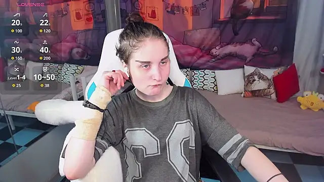 KiraDuvall online show from 02/15/26, 04:36