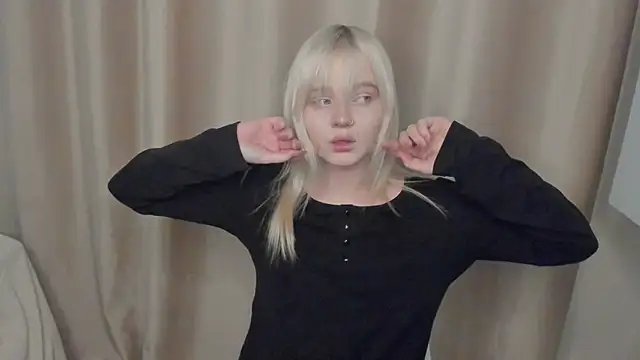 Snapshot of ustimeow chatting on 01/14/26, 09:20 ustimeow online show from 01/14/26, 09:20