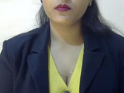 Snapshot of midnight_prisha chatting on 02/10/26, 04:27 midnight prisha online show from 02/10/26, 04:27