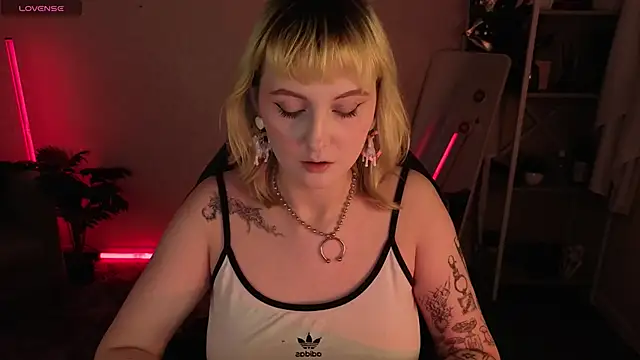 Roziett Belle online show from 03/23/26, 09:02