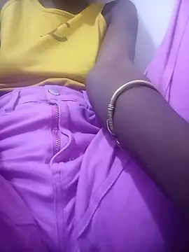 Snapshot of PatriciaVen chatting on 02/23/26, 07:44 PatriciaVen online show from 02/23/26, 07:44