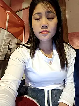 Snapshot of Ngocmai_lazdy chatting on 01/15/26, 02:21 Ngocmai lazdy online show from 01/15/26, 02:21