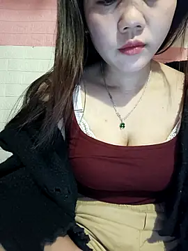 Snapshot of Ngocmai_lazdy chatting on 02/13/26, 04:14 Ngocmai lazdy online show from 02/13/26, 04:14